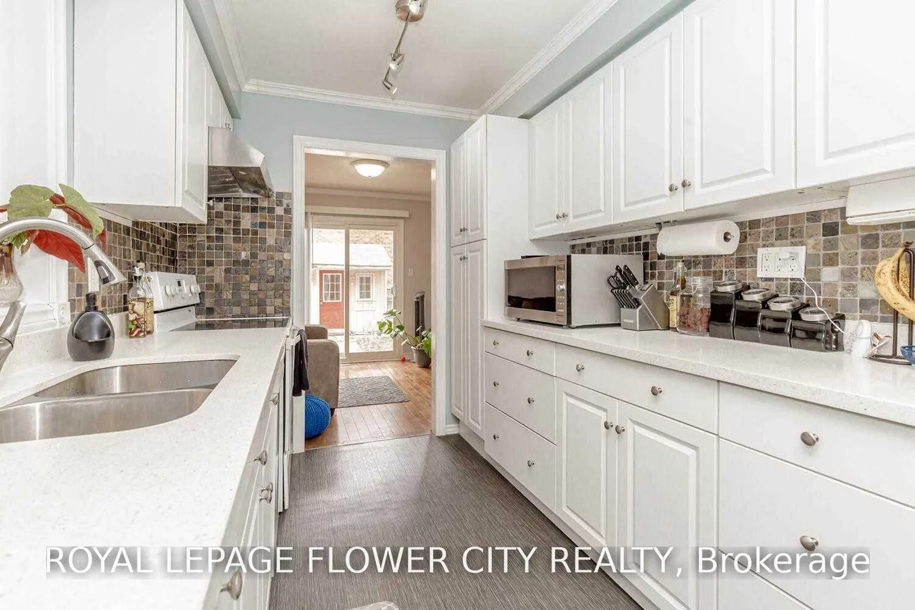 72, Sahara, Sandringham-Wellington, Brampton
