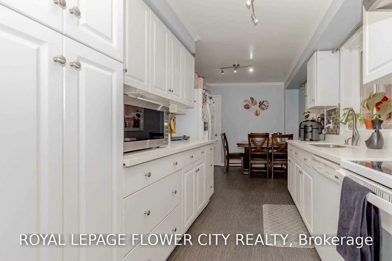 72, Sahara, Sandringham-Wellington, Brampton