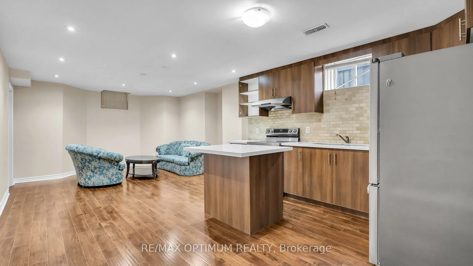 3, Gosling, Bram West, Brampton
