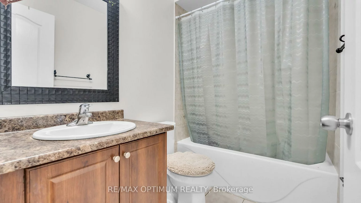 3, Gosling, Bram West, Brampton