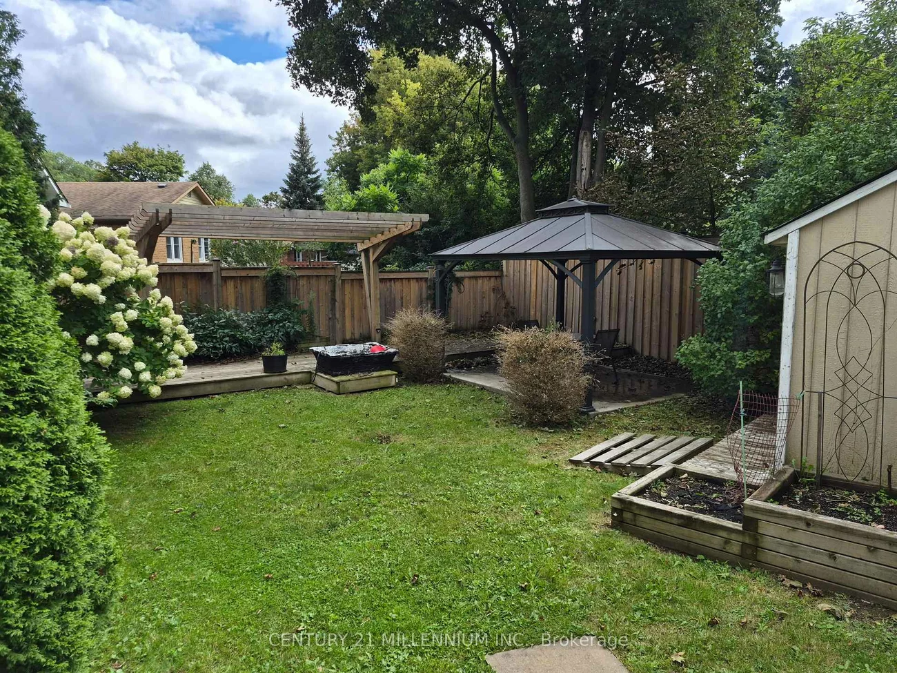 40, Meadowland, Brampton East, Brampton
