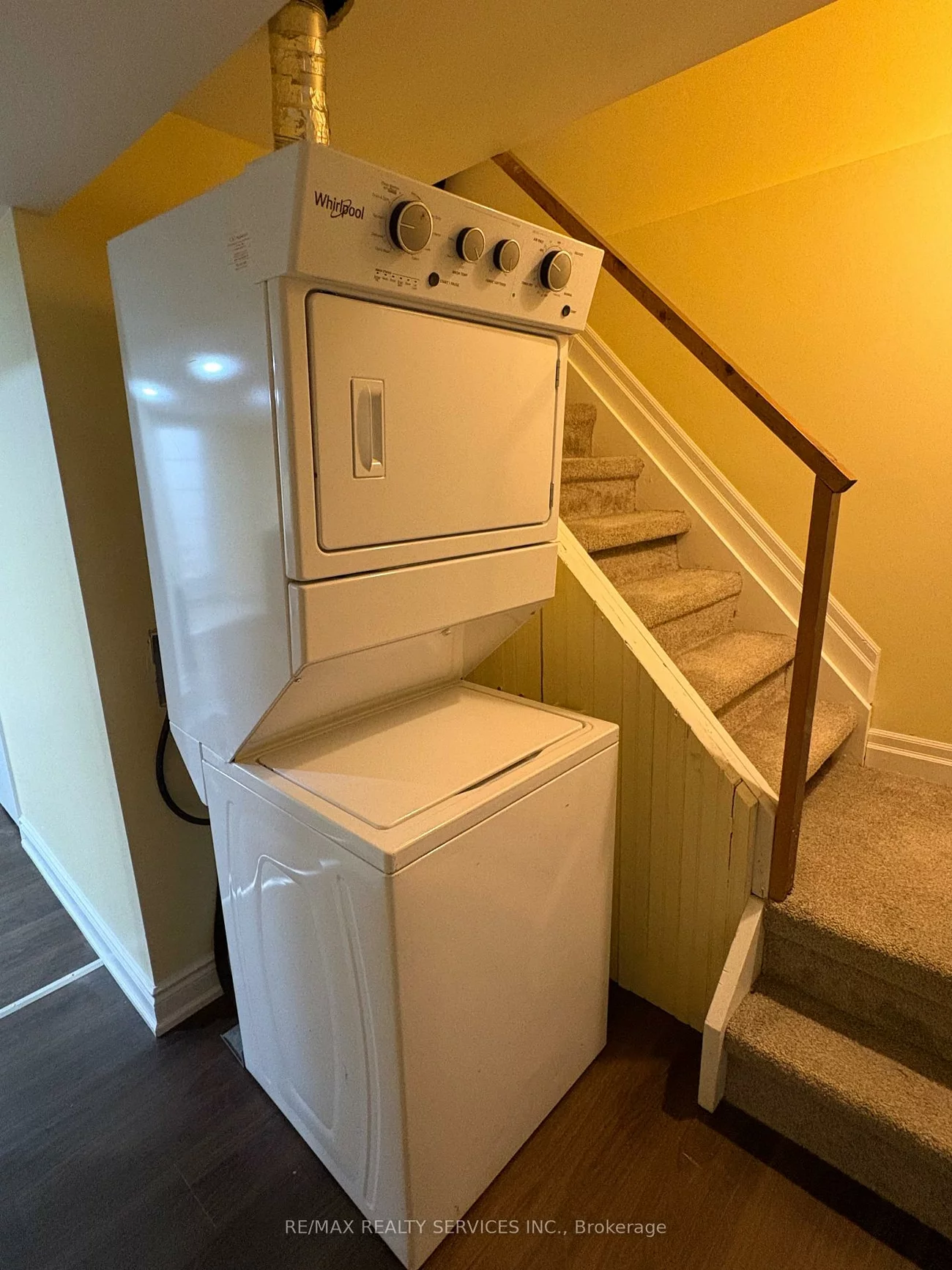 60, Newbridge, Westgate, Brampton