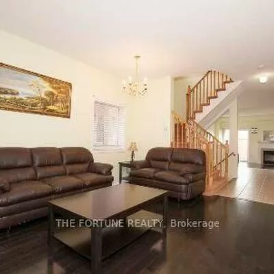 56, Grover, Bram West, Brampton