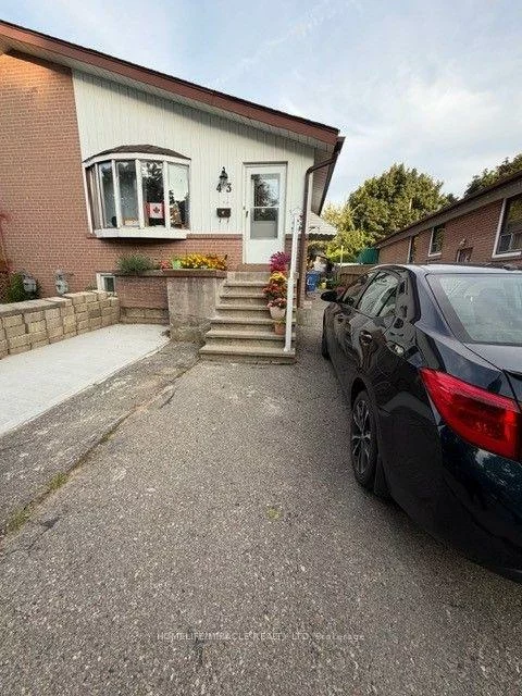 43, Corby, Brampton South, Brampton