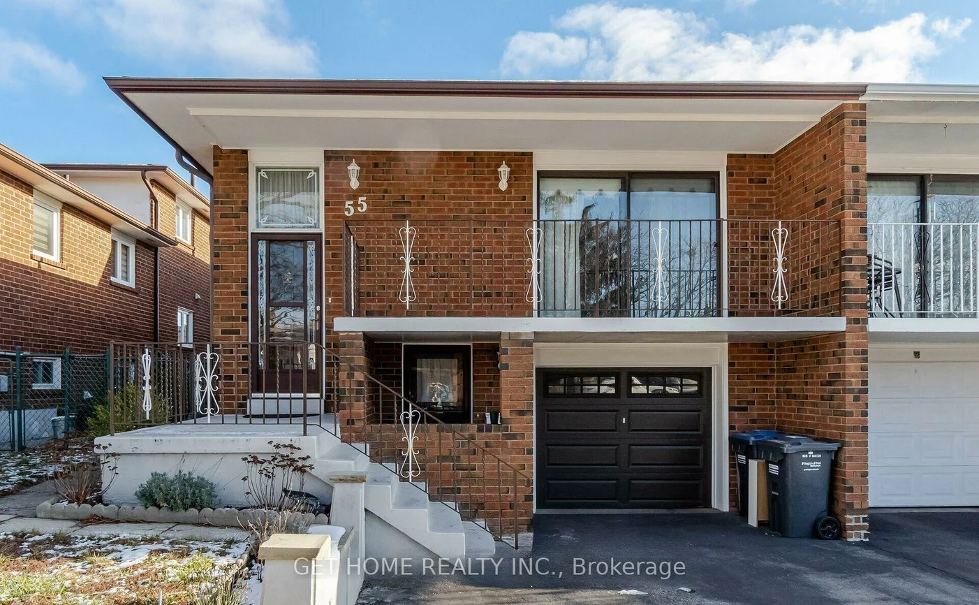 55, Major Oaks, Madoc, Brampton