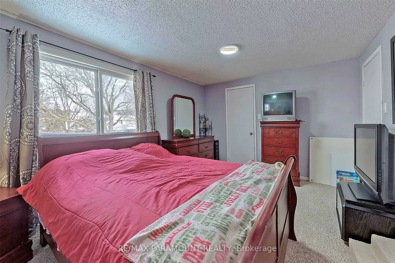 57, Royal Salisbury, Madoc, Brampton