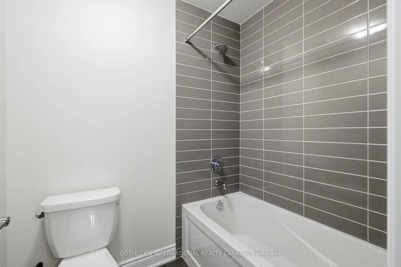 32, Bermondsey, Bram West, Brampton
