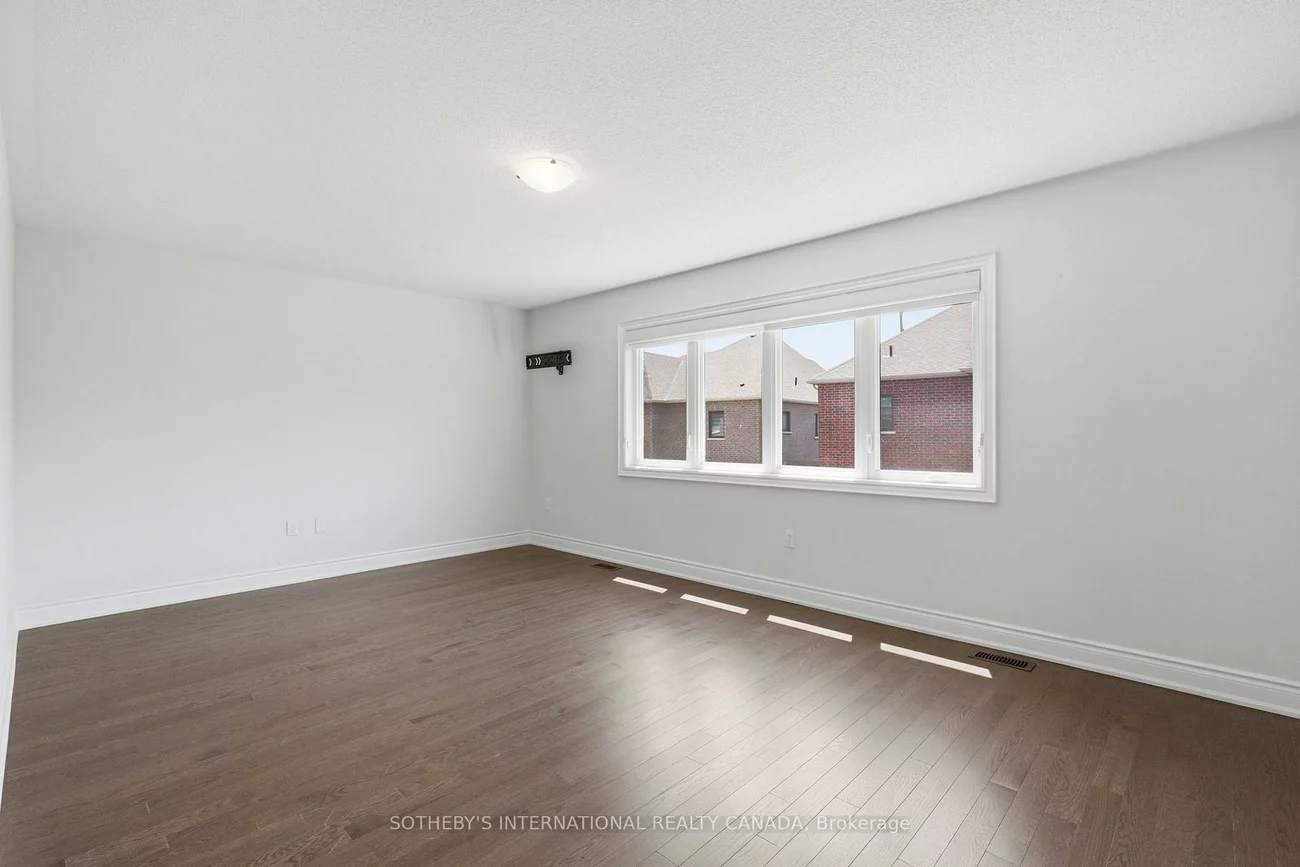 32, Bermondsey, Bram West, Brampton