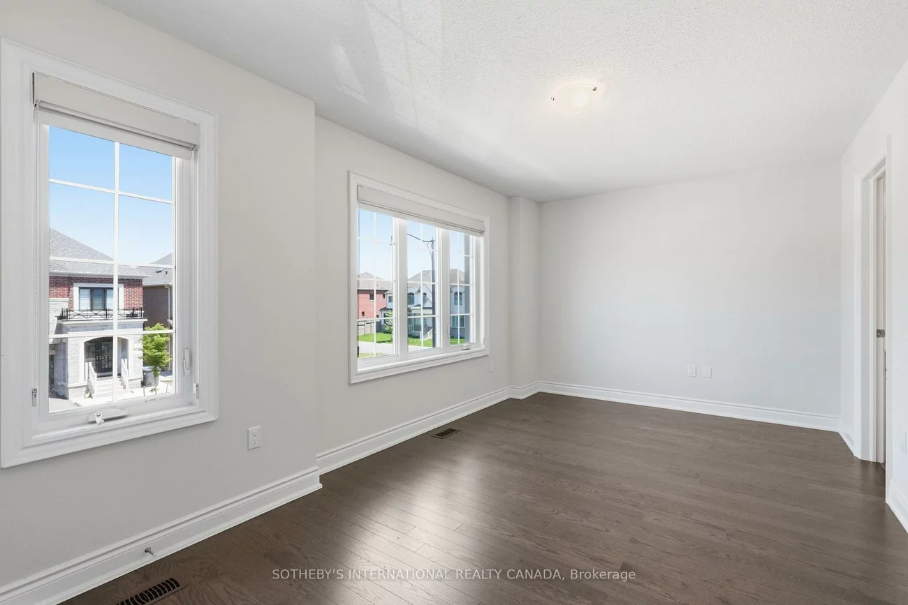 32, Bermondsey, Bram West, Brampton