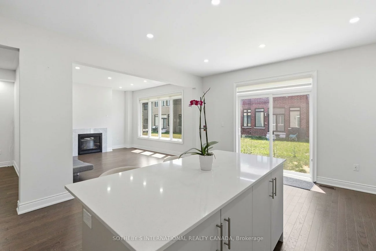 32, Bermondsey, Bram West, Brampton