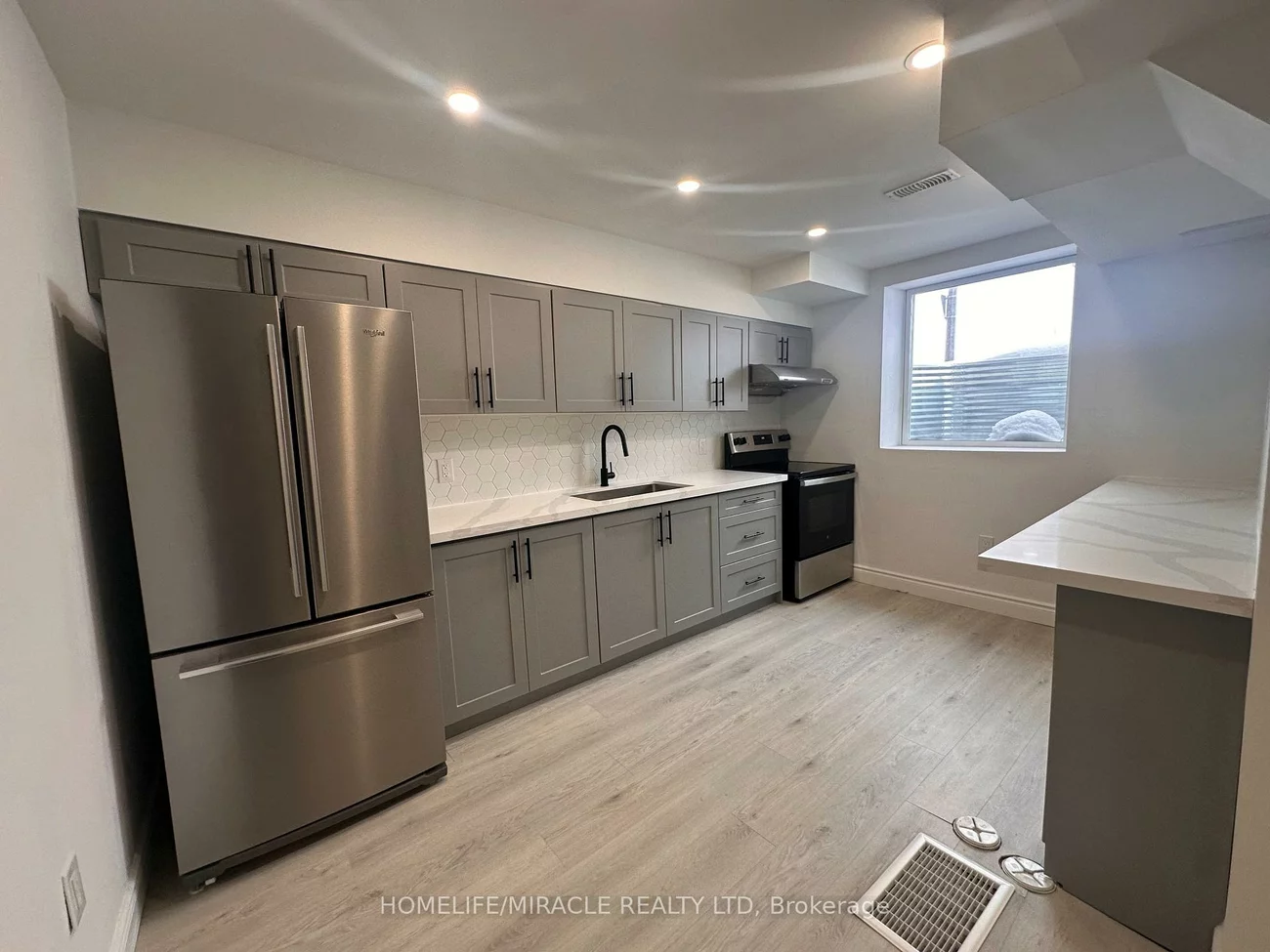 30, Skyridge, Bram East, Brampton