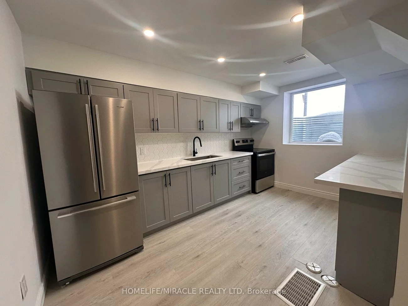 30, Skyridge, Bram East, Brampton
