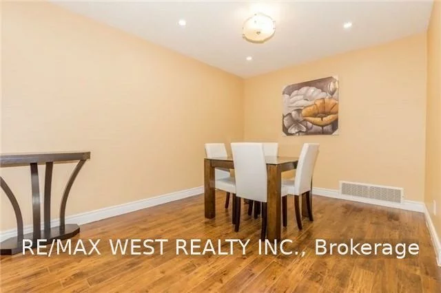 82, Marchbank, Central Park, Brampton