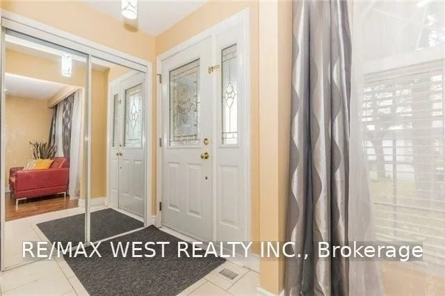 82, Marchbank, Central Park, Brampton