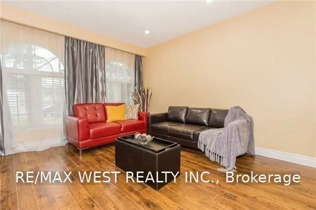 82, Marchbank, Central Park, Brampton