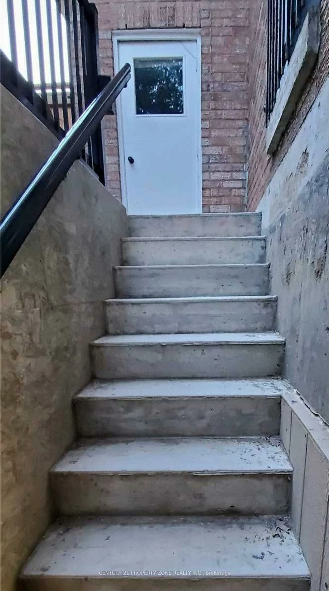 19, Hall, Northwood Park, Brampton