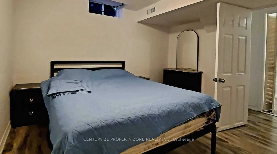 19, Hall, Northwood Park, Brampton