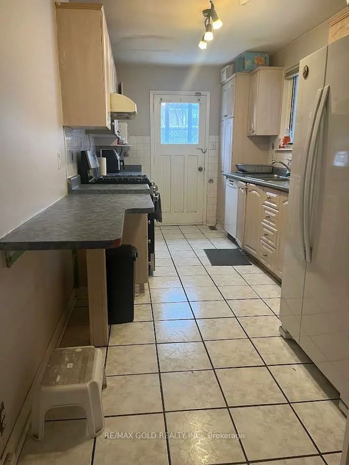 7, Forsythia, Southgate, Brampton