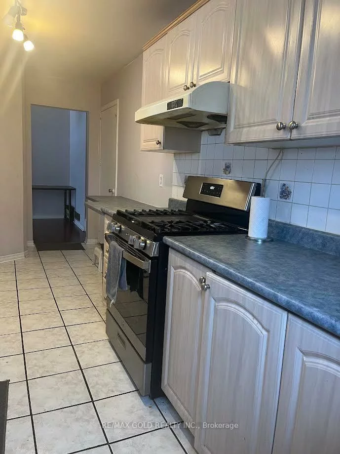 7, Forsythia, Southgate, Brampton