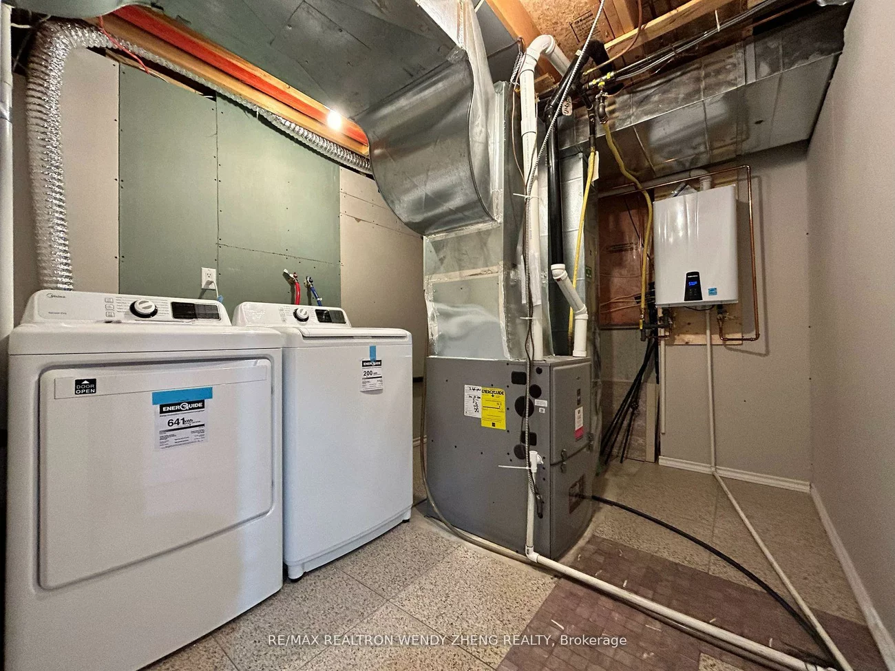 3, Applegrove, Sandringham-Wellington, Brampton