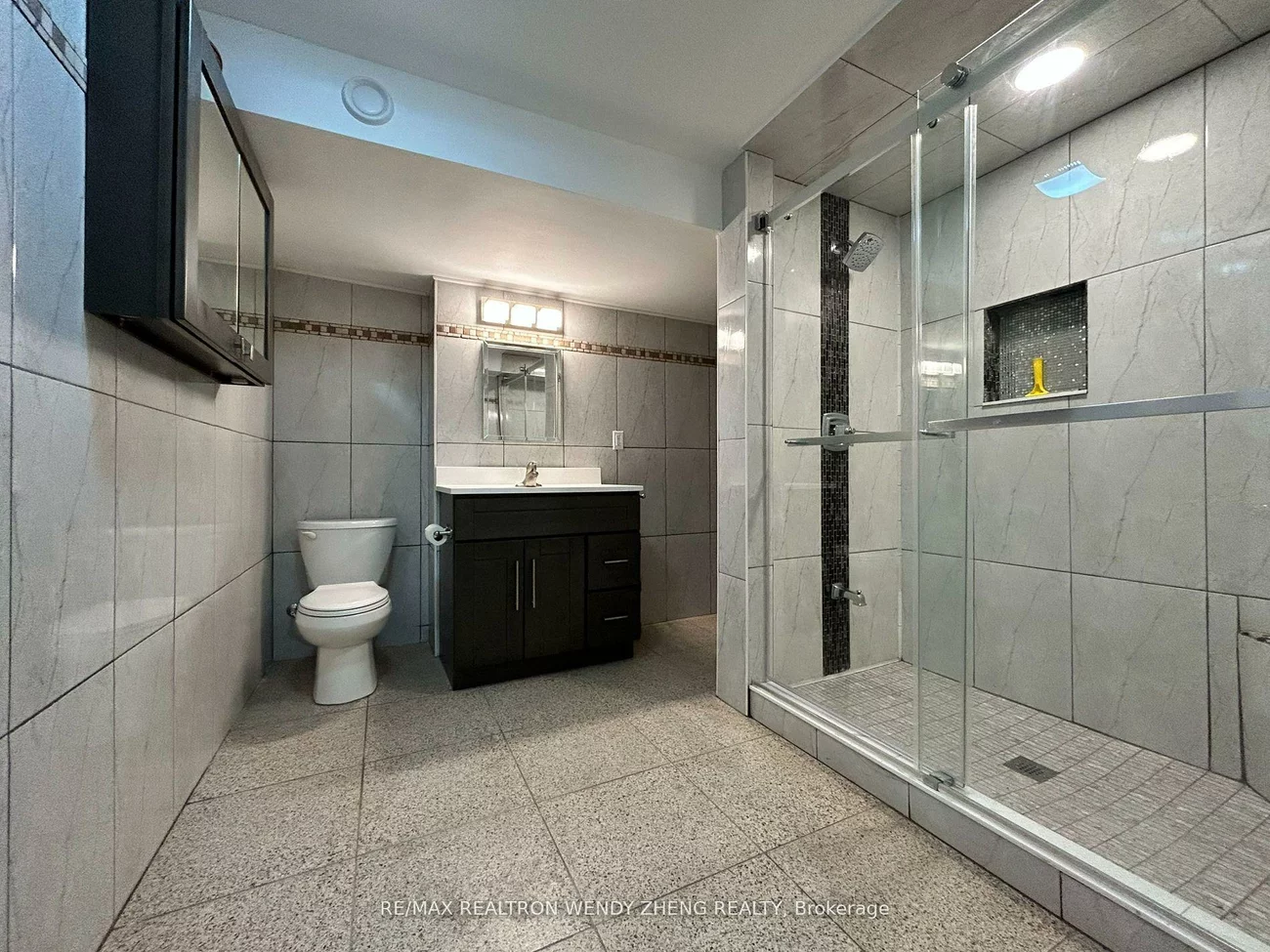 3, Applegrove, Sandringham-Wellington, Brampton