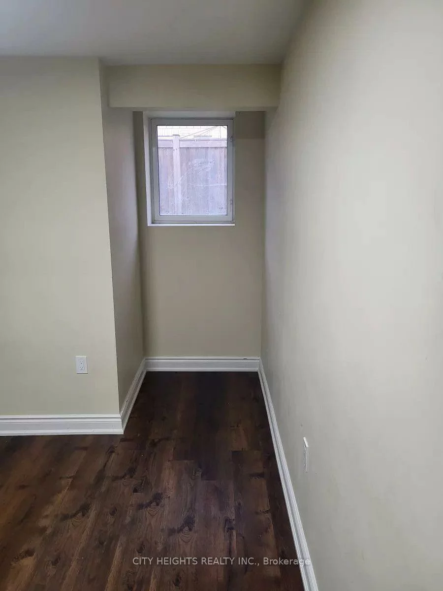9, Fenchurch, Northwest Brampton, Brampton