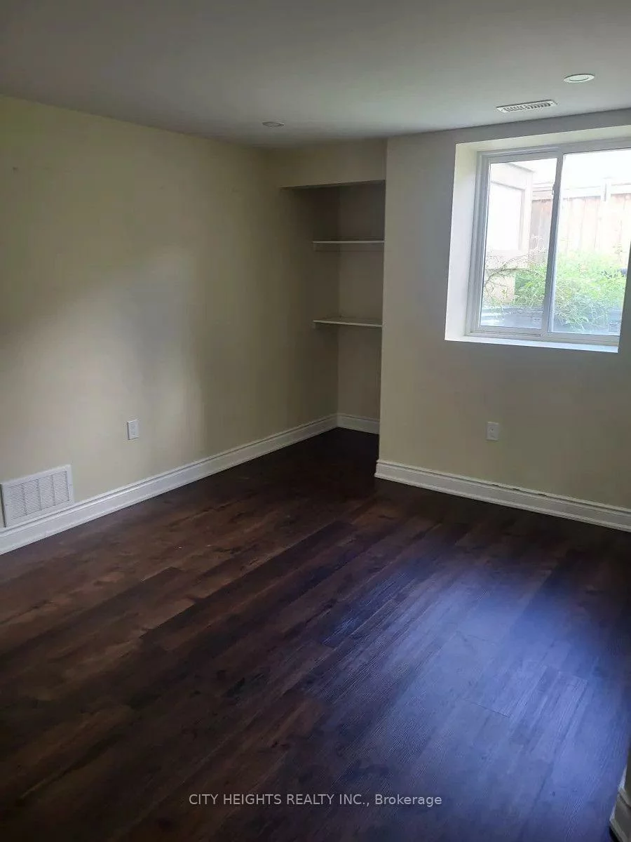 9, Fenchurch, Northwest Brampton, Brampton