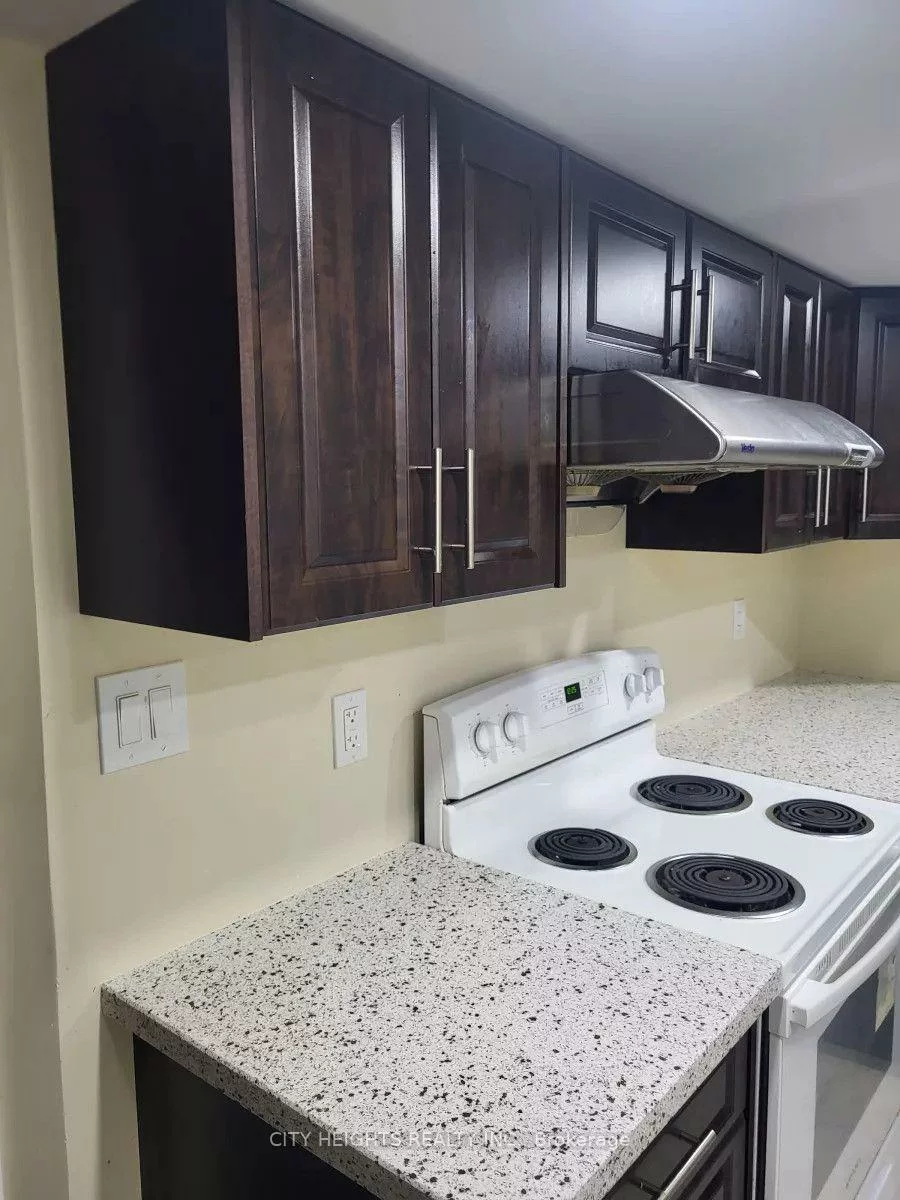 9, Fenchurch, Northwest Brampton, Brampton