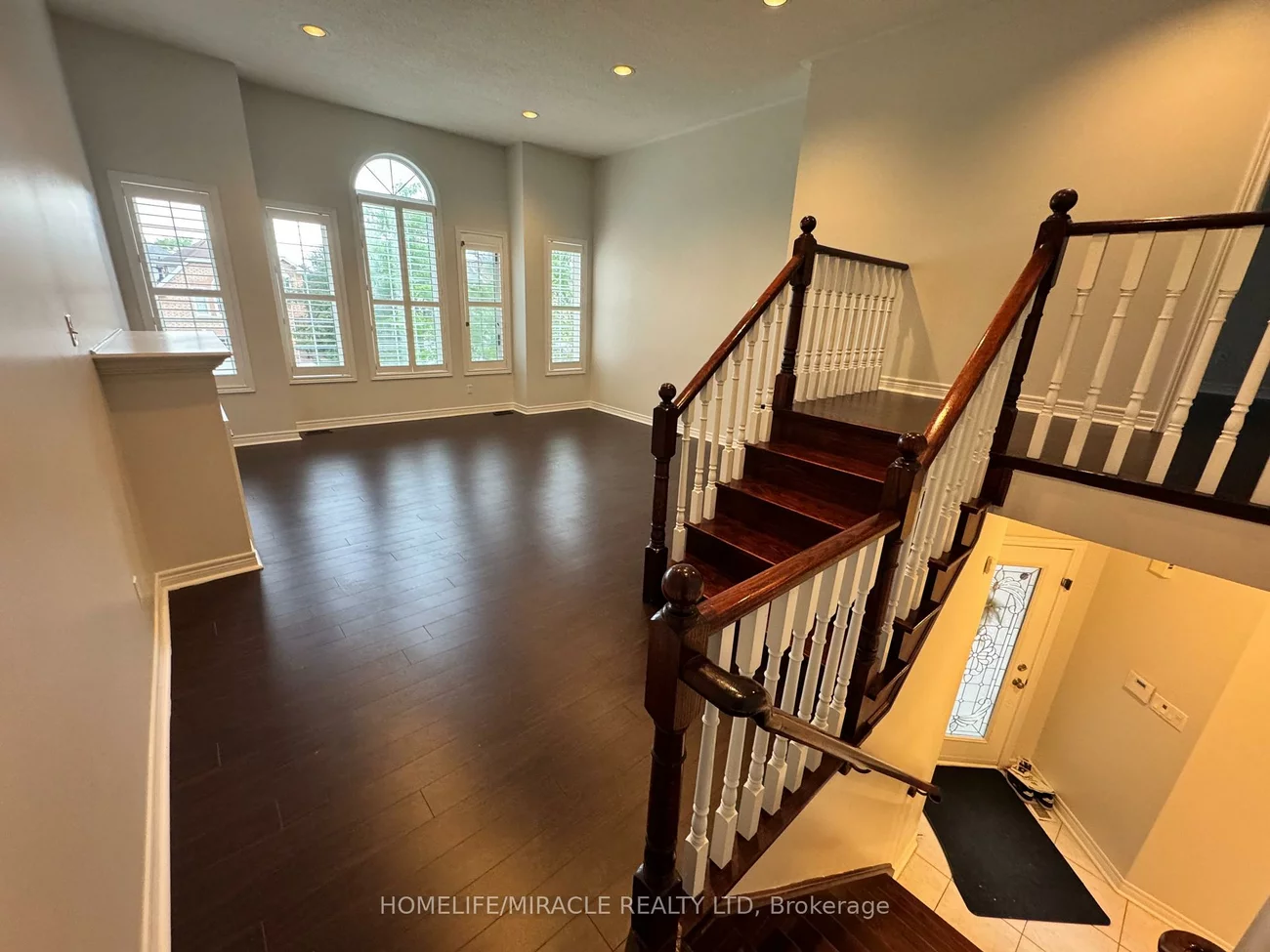 6, Sweet Briar, Snelgrove, Brampton