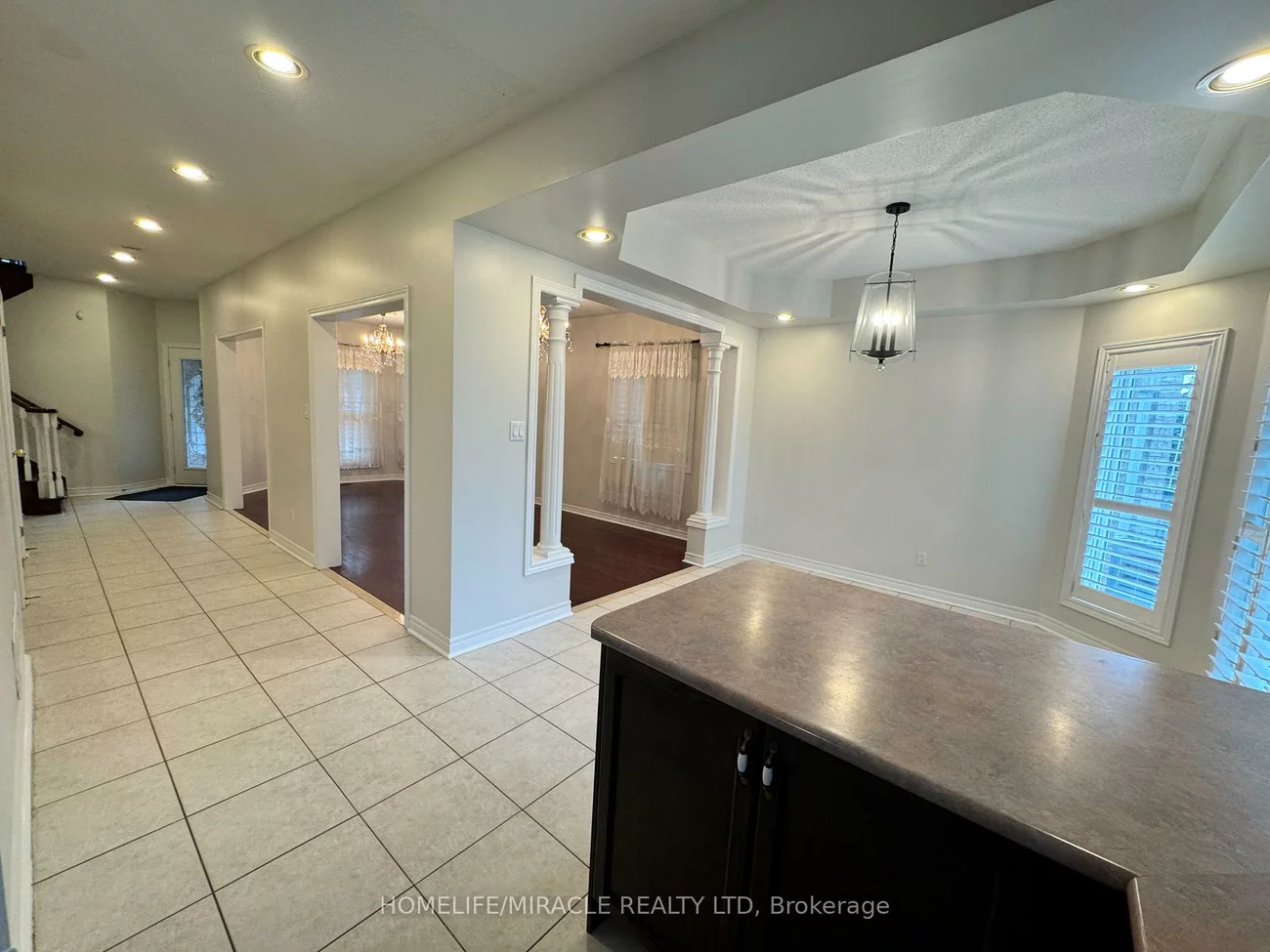 6, Sweet Briar, Snelgrove, Brampton