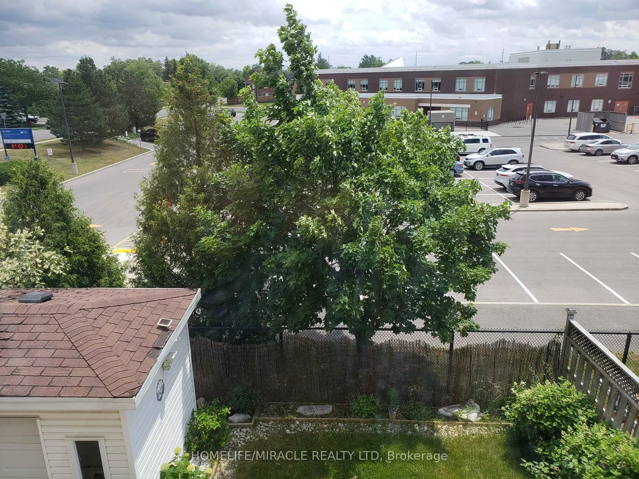 6, Sweet Briar, Snelgrove, Brampton