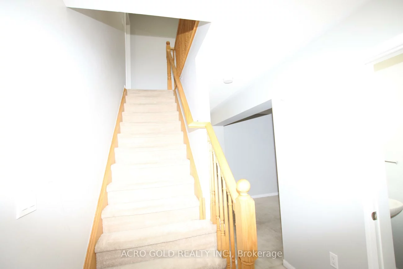 32, Mercedes, Northwest Brampton, Brampton