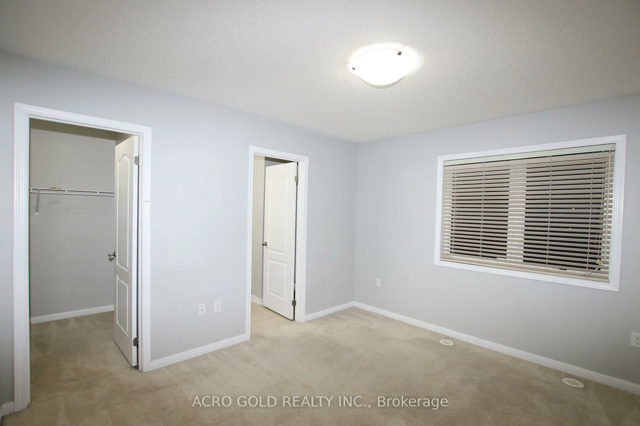 32, Mercedes, Northwest Brampton, Brampton