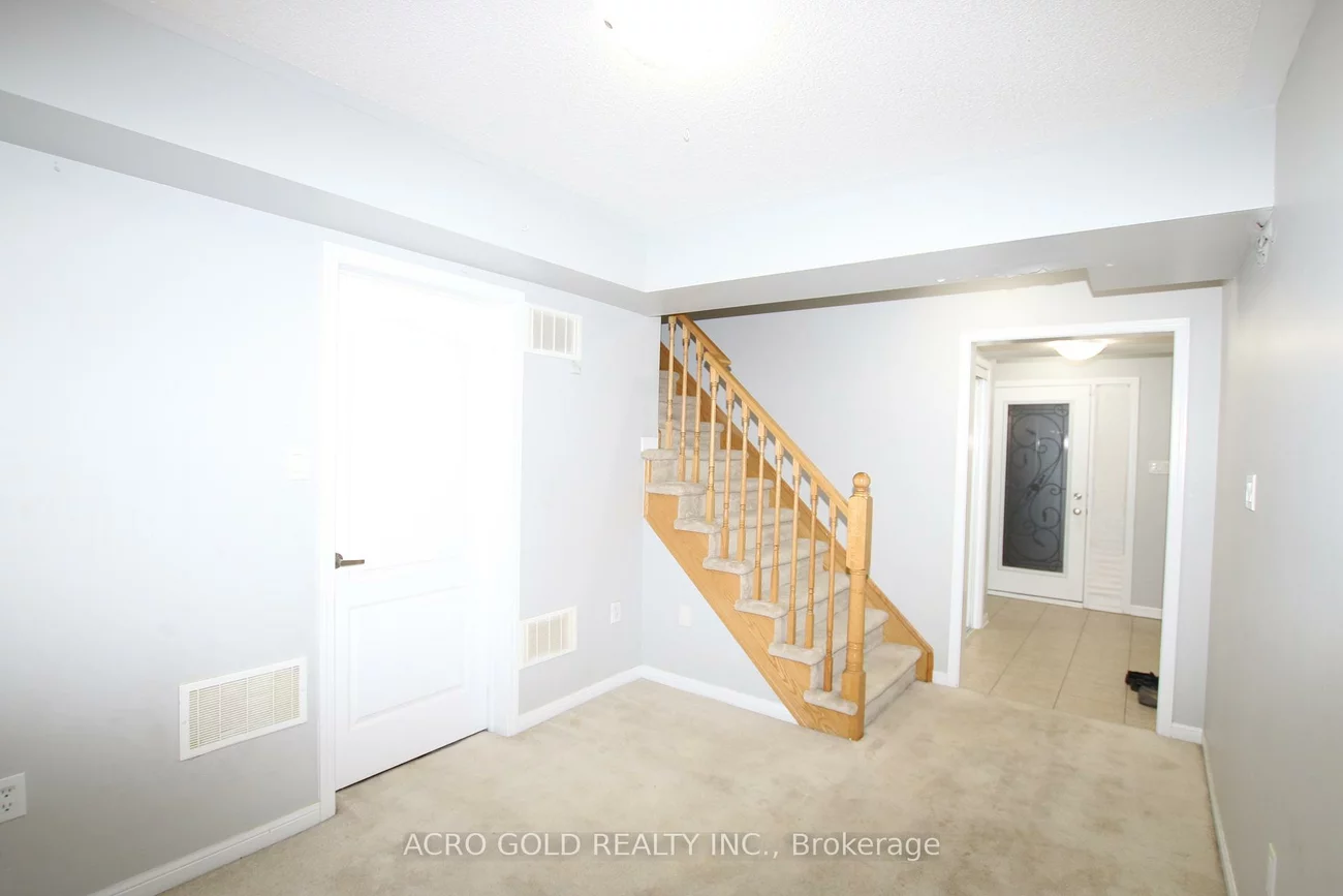 32, Mercedes, Northwest Brampton, Brampton