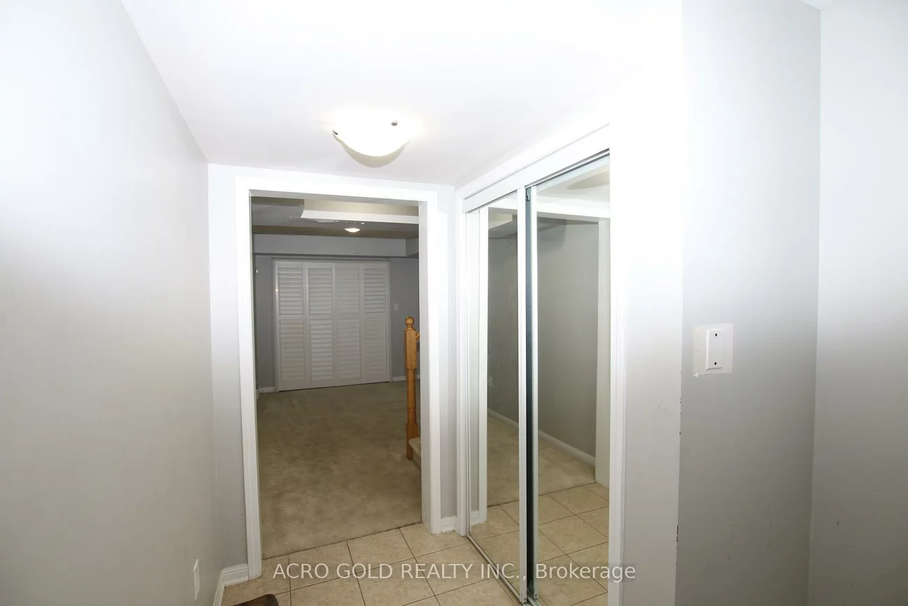 32, Mercedes, Northwest Brampton, Brampton