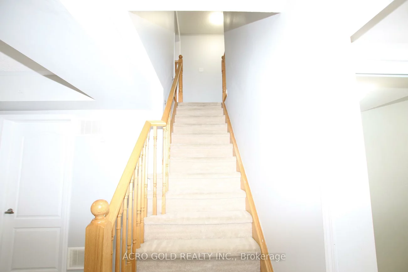 32, Mercedes, Northwest Brampton, Brampton
