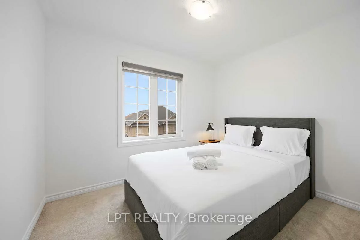 341, Remembrance, Northwest Brampton, Brampton