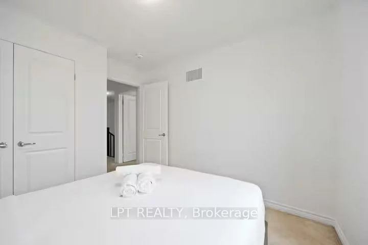 341, Remembrance, Northwest Brampton, Brampton