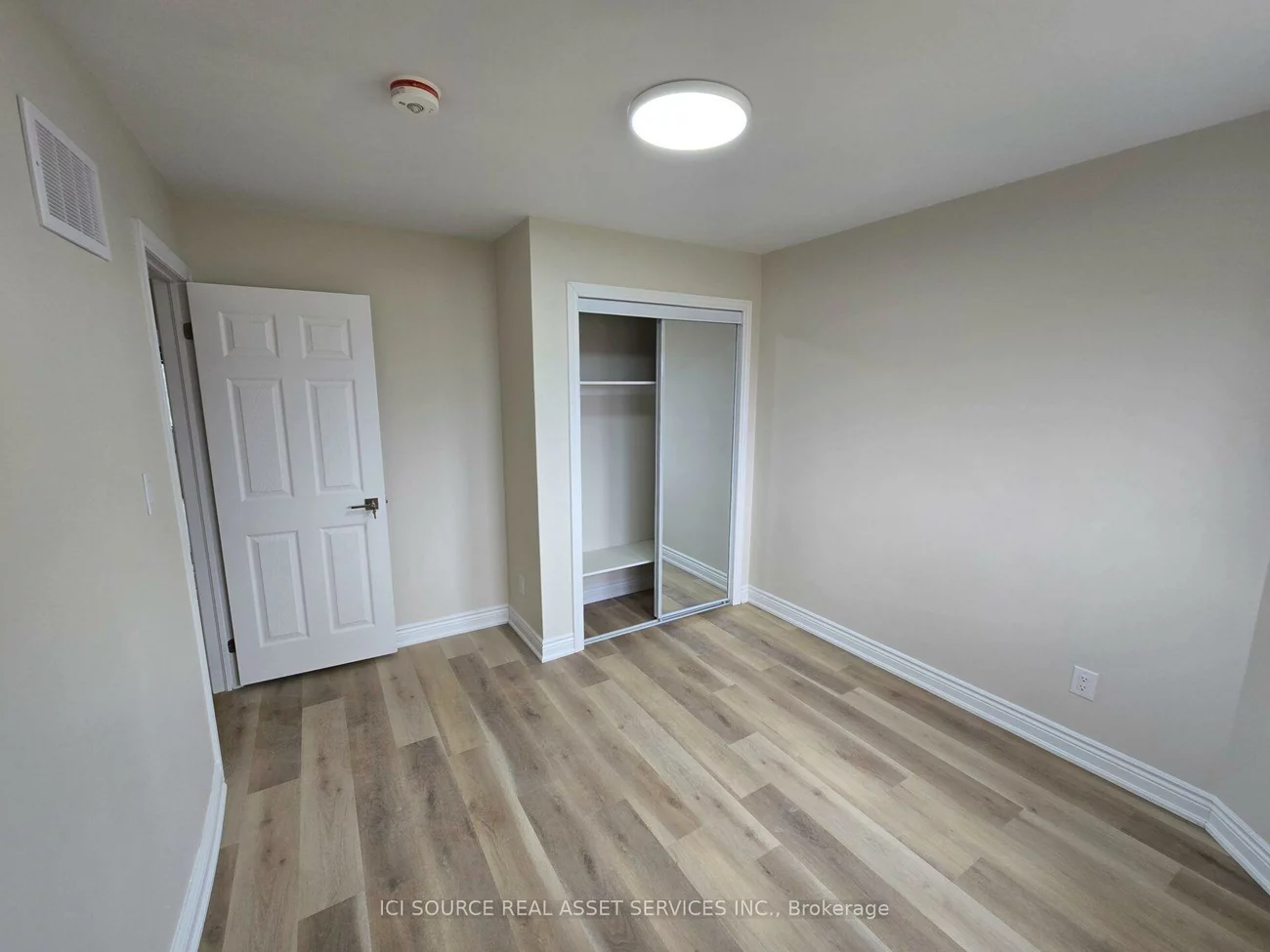 16, Brownridge, Fletcher's Creek South, Brampton