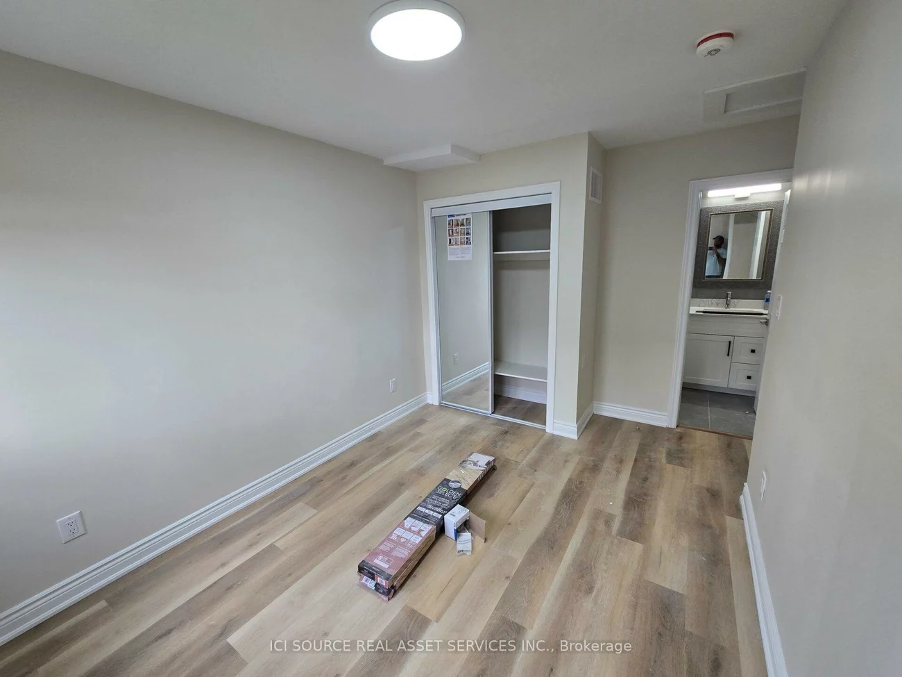 16, Brownridge, Fletcher's Creek South, Brampton