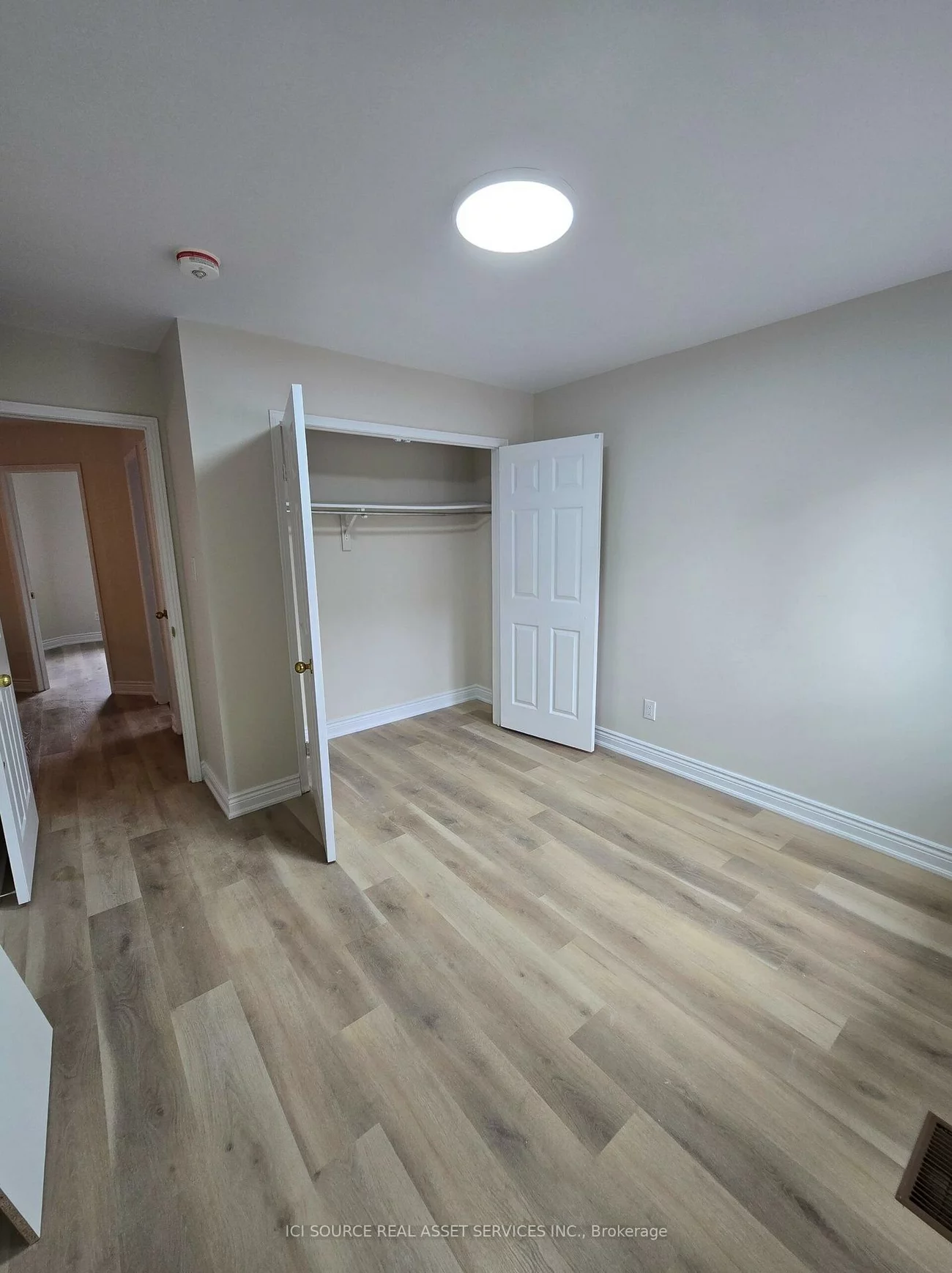 16, Brownridge, Fletcher's Creek South, Brampton