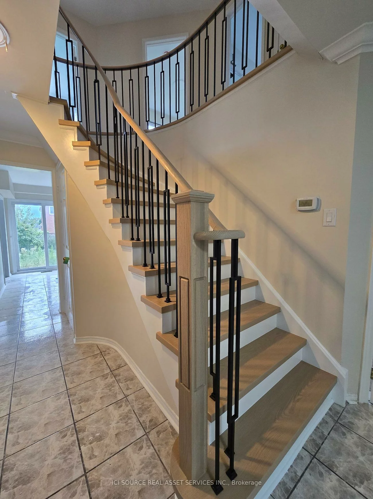 16, Brownridge, Fletcher's Creek South, Brampton