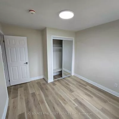 16, Brownridge, Fletcher's Creek South, Brampton