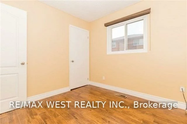 82, Marchbank, Central Park, Brampton