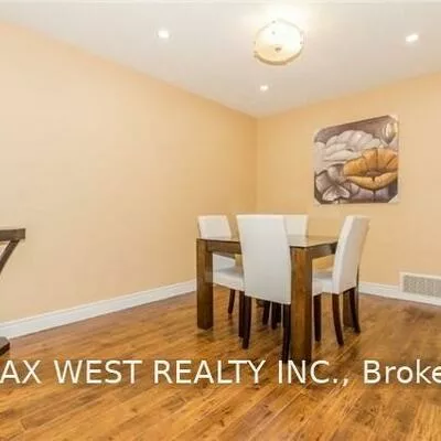 82, Marchbank, Central Park, Brampton