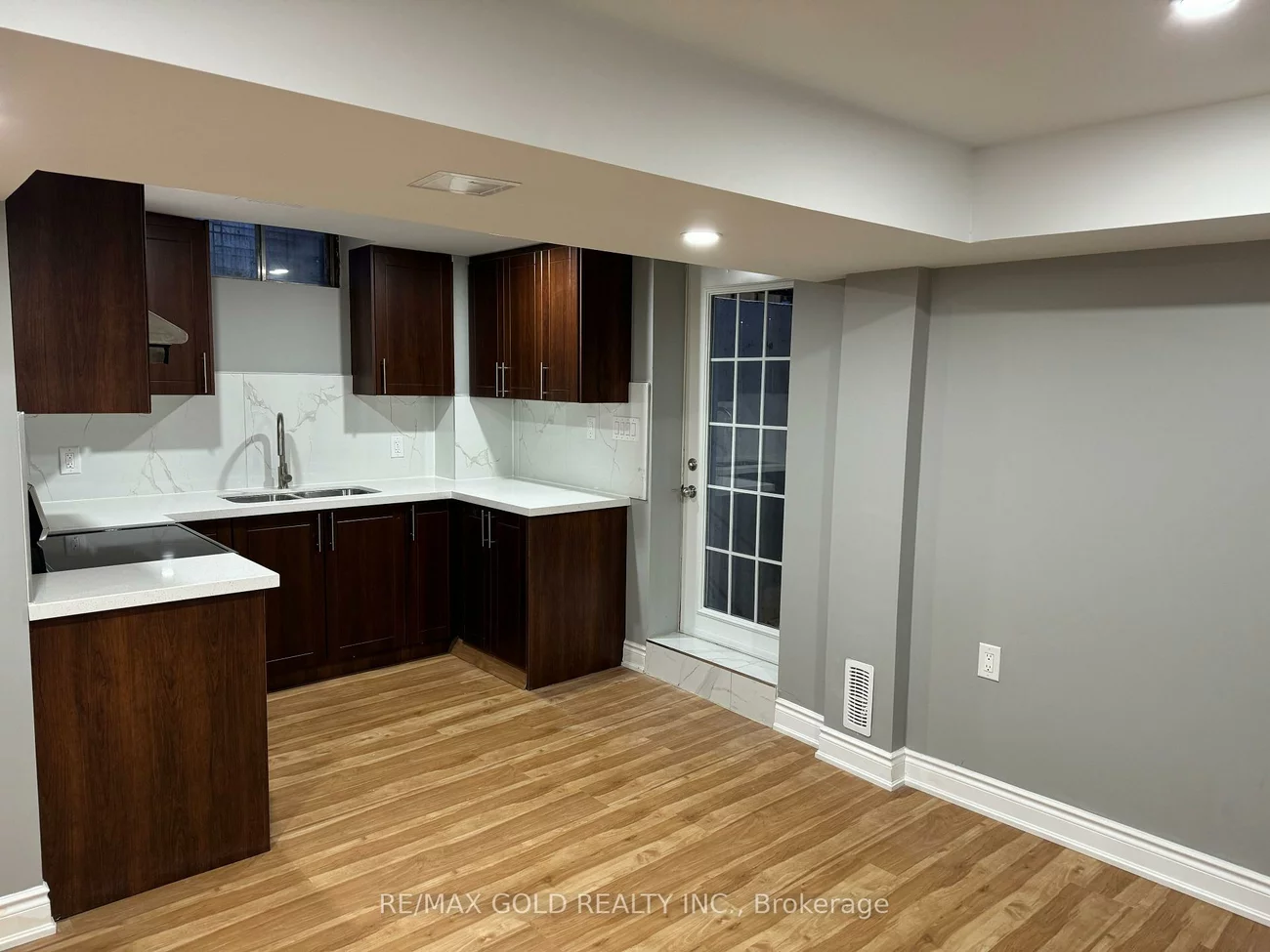 4, Hall, Northwood Park, Brampton