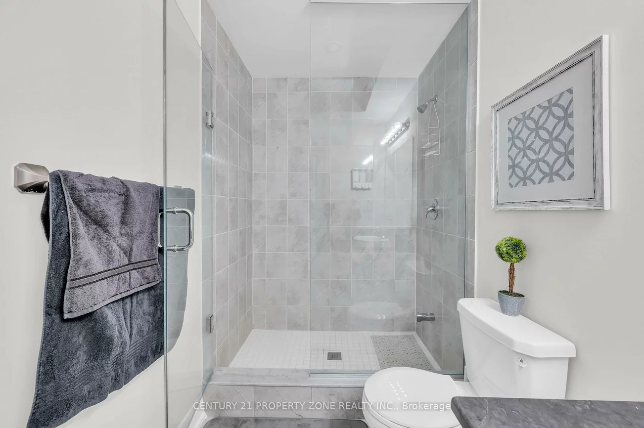 12, Trellanock, Bram West, Brampton