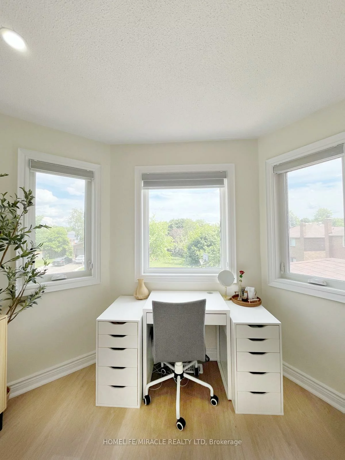 18, Killarney, Heart Lake East, Brampton