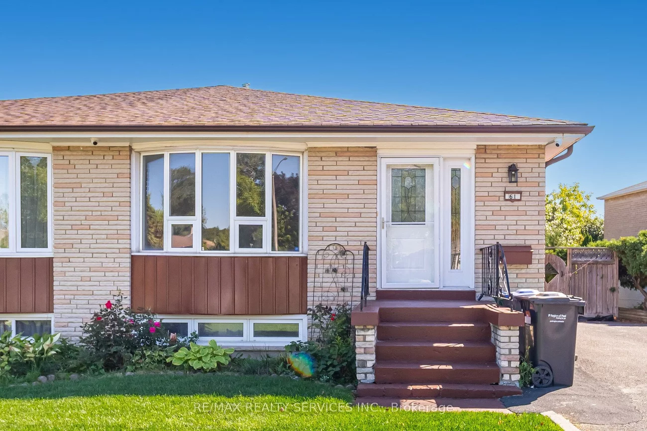 61, Avondale, Avondale, Brampton