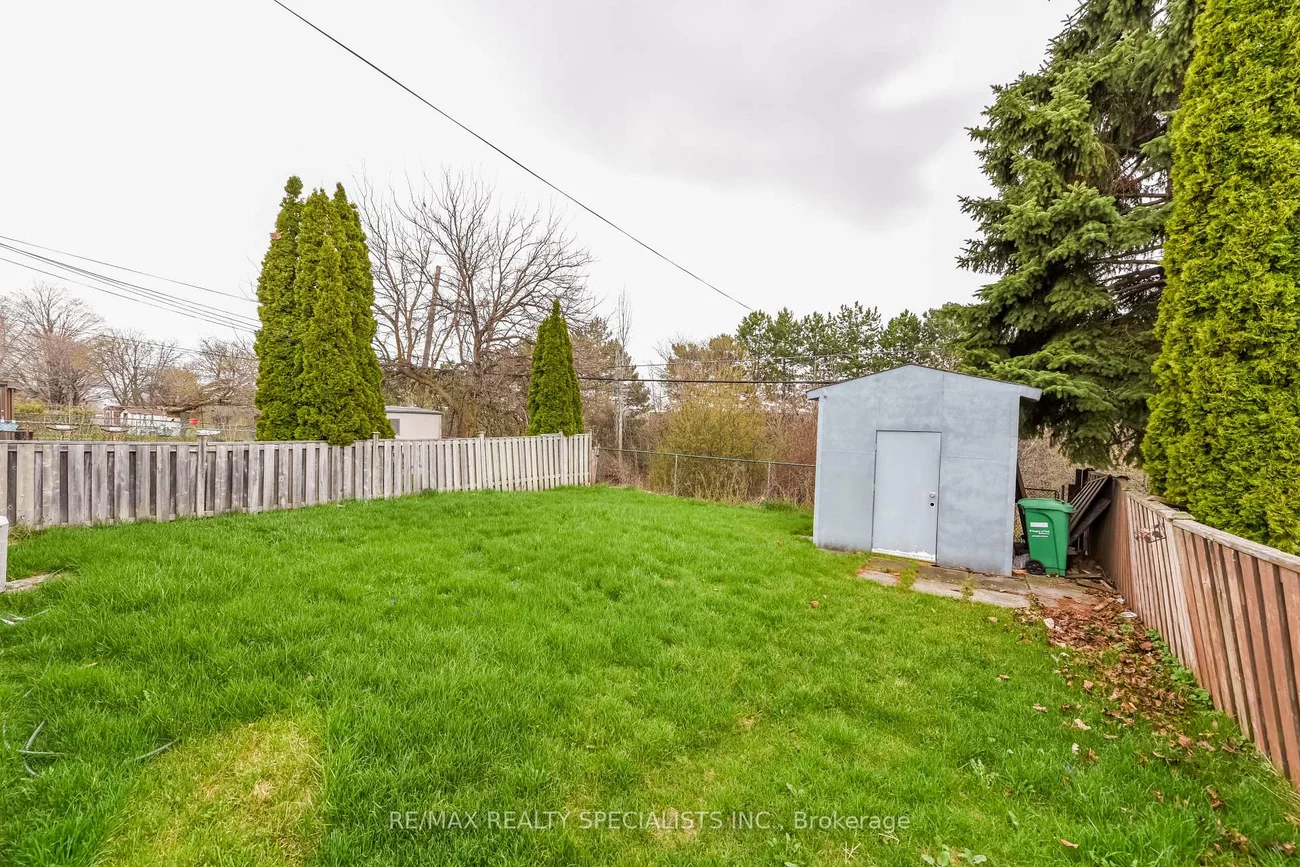 137, Avondale, Avondale, Brampton
